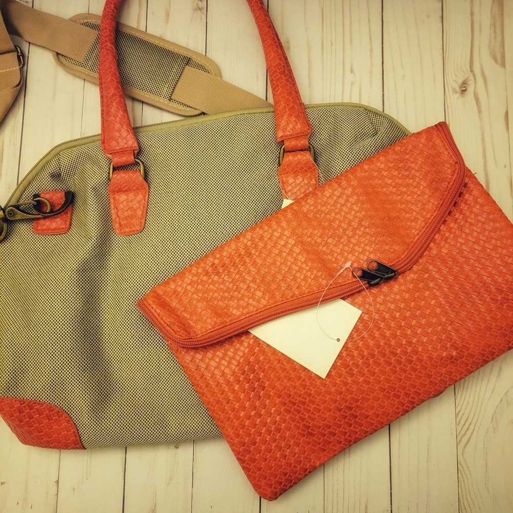 NWT TJ Riley & Co. Boarding Bag And Clutch Bag Set